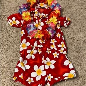 Boys Hawaiian outfit with NWT plastic lei